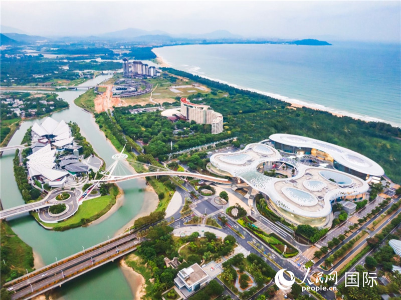 三亚国际免税城航拍图。图片来源:人民网